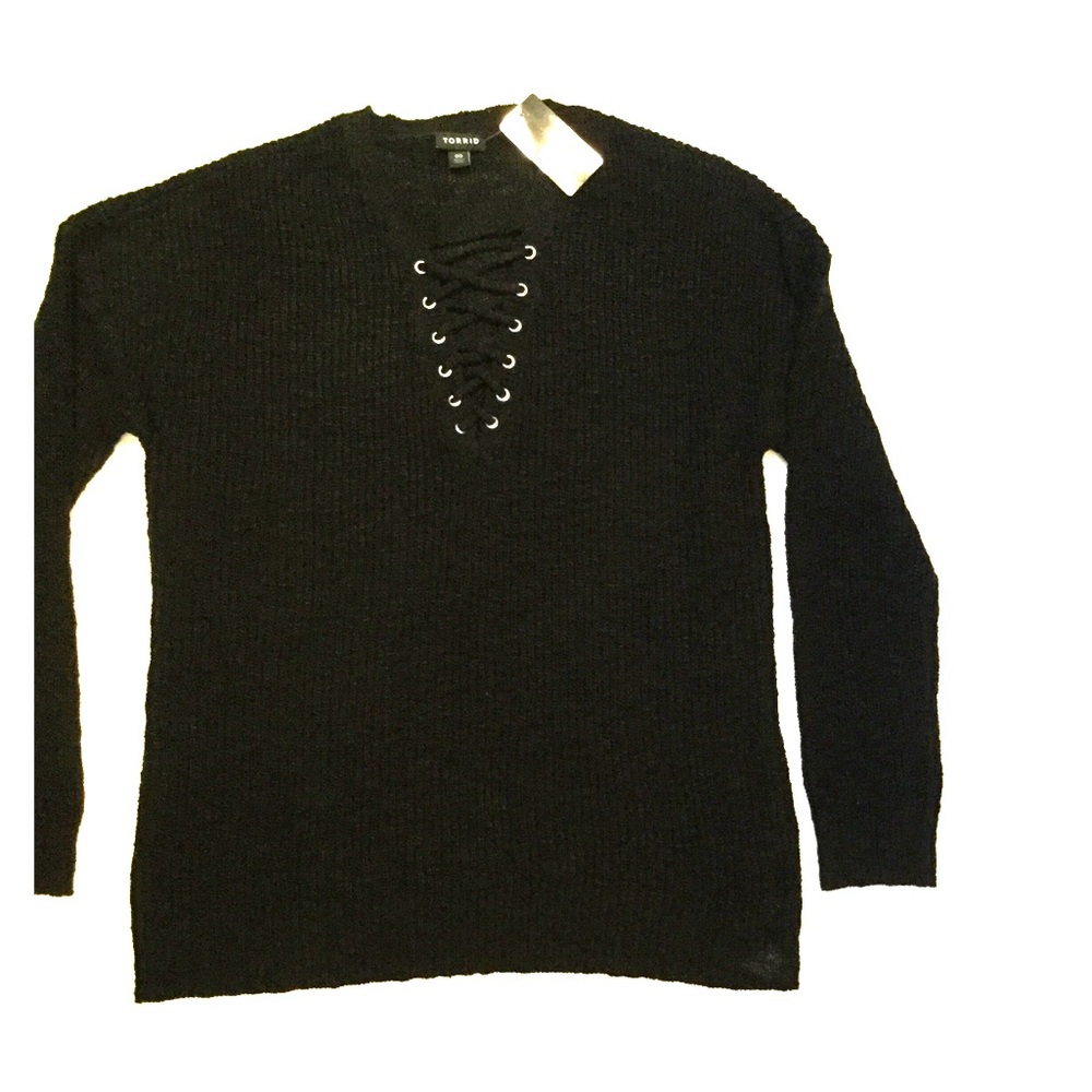 NWT! Size Medium Black Lace Up front Pullover